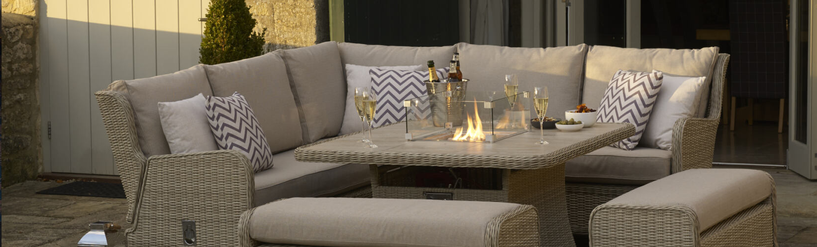 How to create an outdoor room in 6 simple steps.