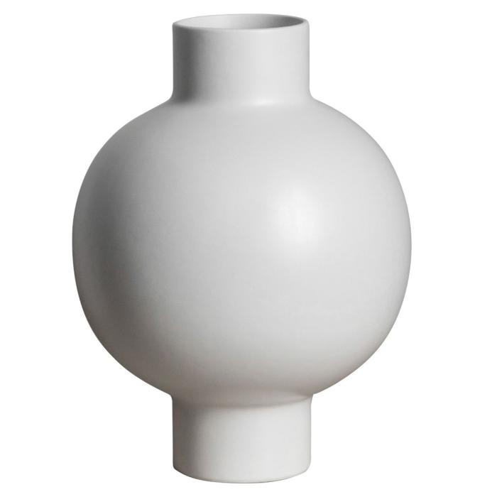 Kia White Vase 1