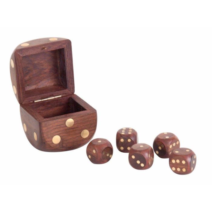 Authentic Models Dice box with 5 dices 1