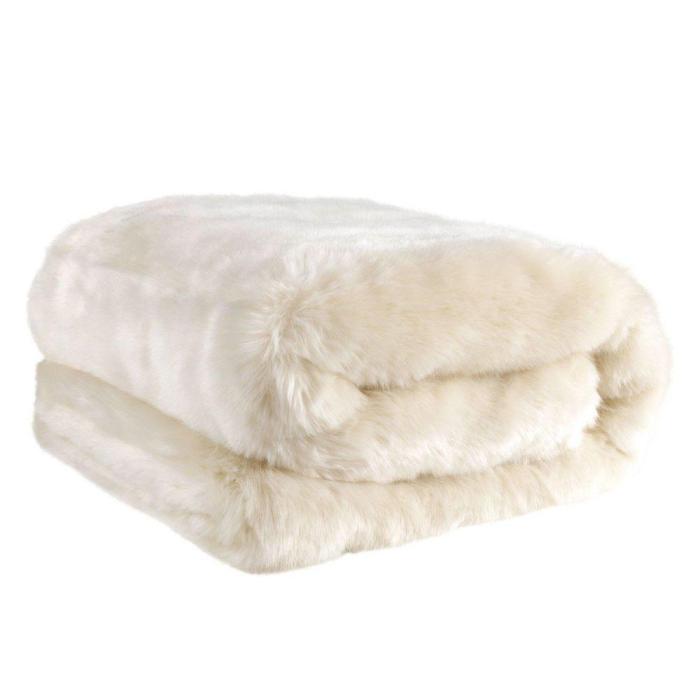 Eichholtz Faux Fur Blanket Alaska in White 1