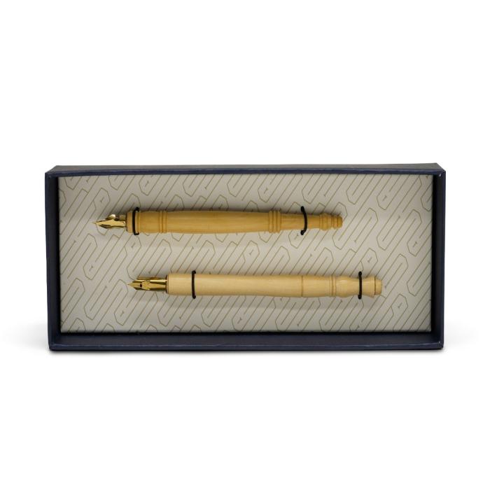 Authentic Models Traditional Dip Calligraphy Double Pen Set - Wood 1