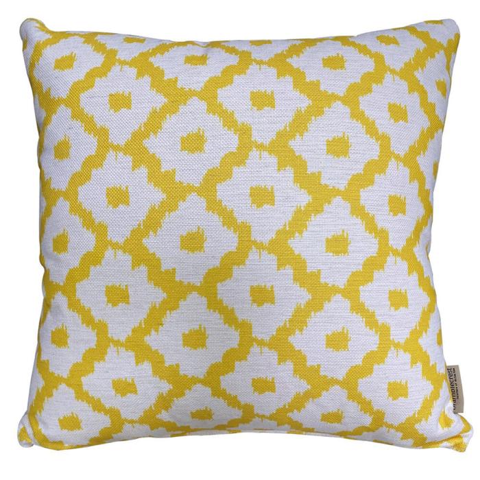 Bramblecrest Lemon Medallion Outdoor Scatter Cushion 1