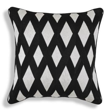 Splender Cushion in Black & White