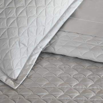 Suave Bed Linen - Quilted Bedspread